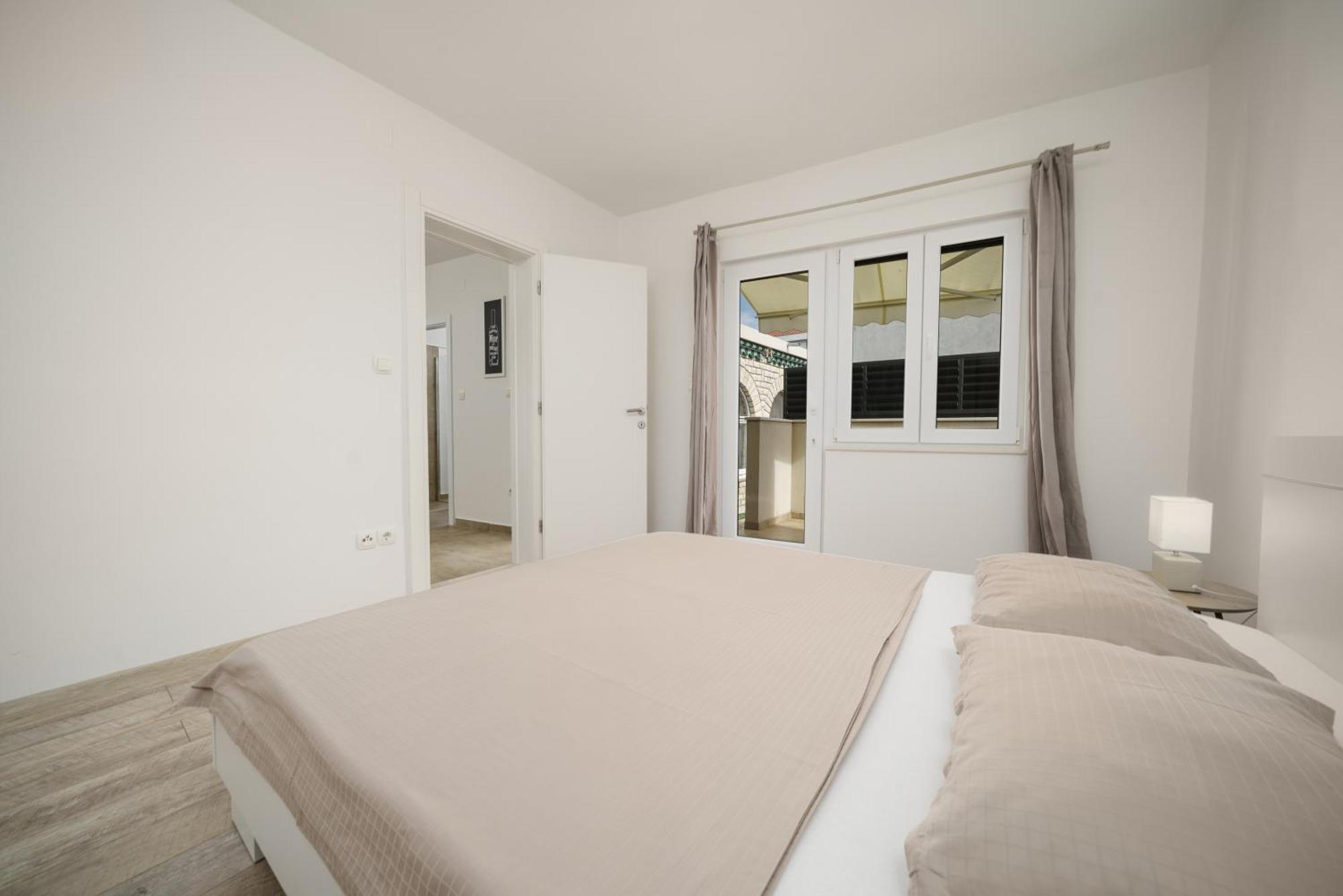Holiday Home Oliva Vodice Eksteriør billede